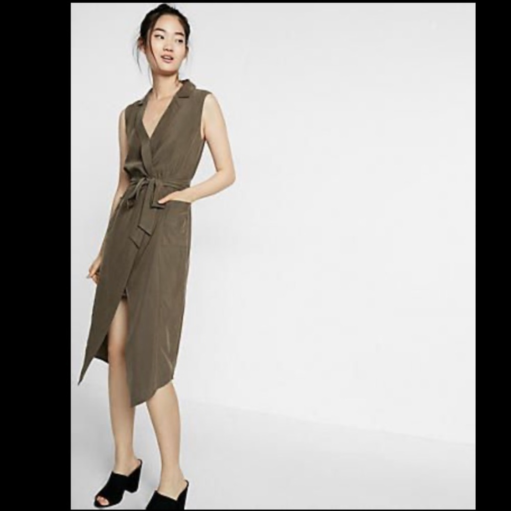 Express Faux Wrap Midi Dress Size M